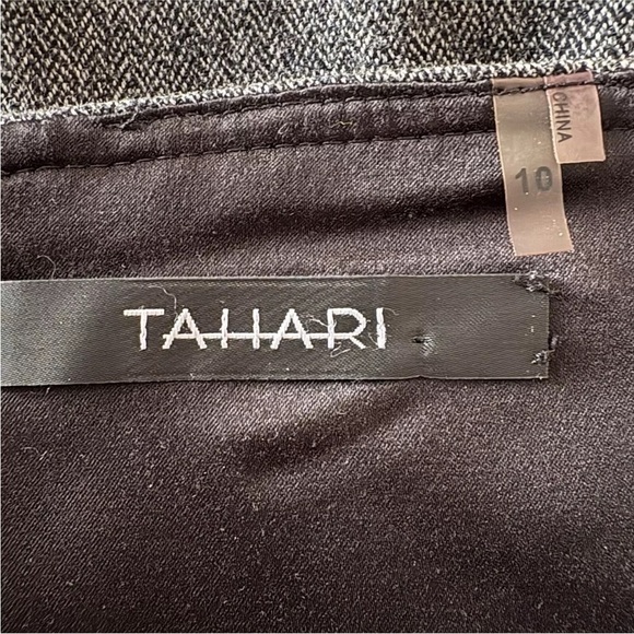 Tahari Gray Herringbone Tweed Wool Flare Skirt Career Womens Size 10 (1697) - Picture 3 of 3